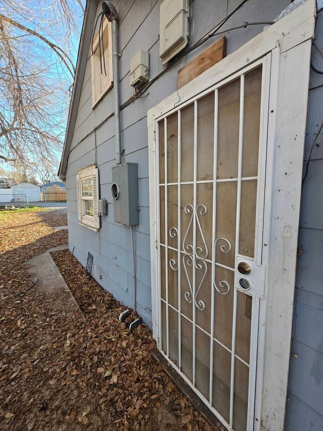 Building Photo - Cute newly updated 1 Bedroom in Ogden