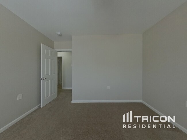 Building Photo - 1417 Jordans Pond Ln
