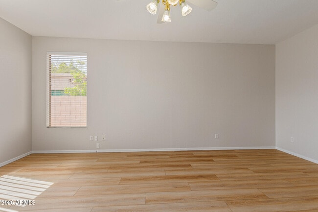 Building Photo - 6211 W Wickieup Ln