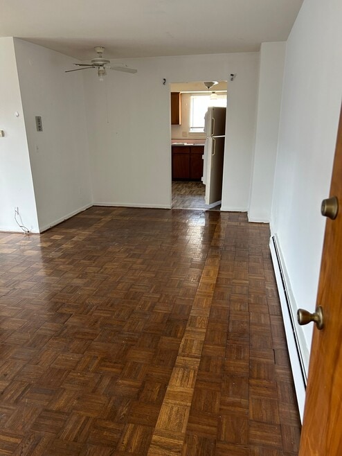 Building Photo - 29158 Longview Ave