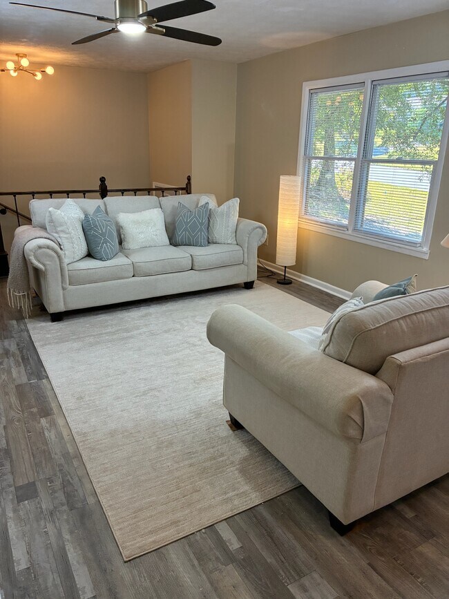 Building Photo - 410 Etowah Ave