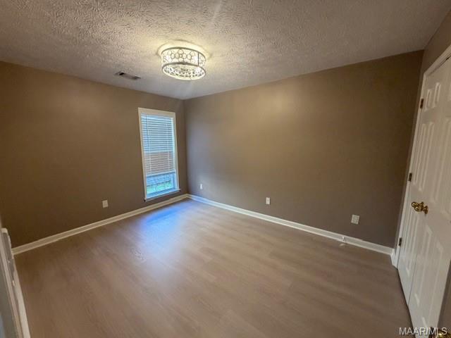 Building Photo - 1946 Chancellor Ridge Rd