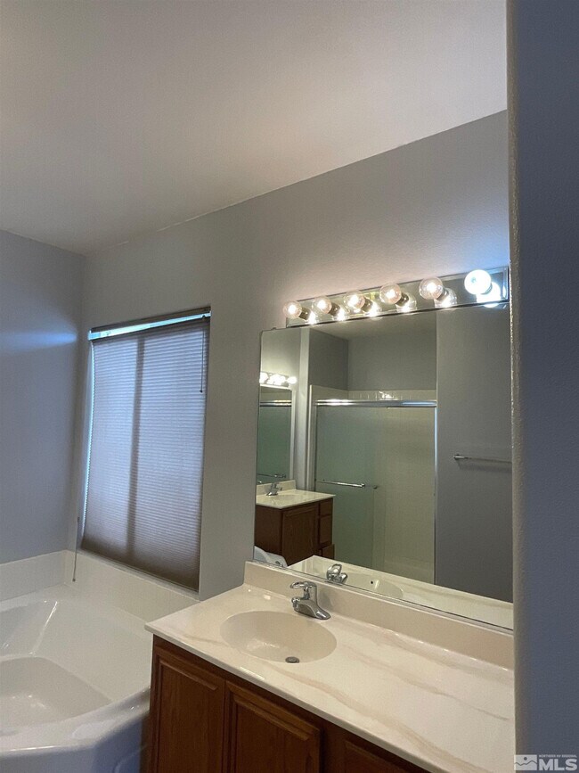 Building Photo - 2330 Wildcreek Dr