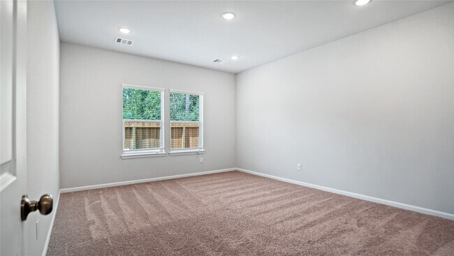 Building Photo - 16505 Opportunity Wy