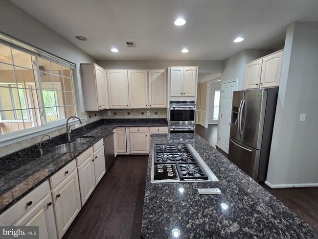 Building Photo - 20306 Baymeadow Ct