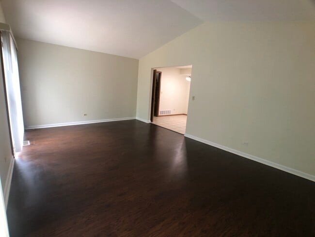 Building Photo - 1208 Needham Rd