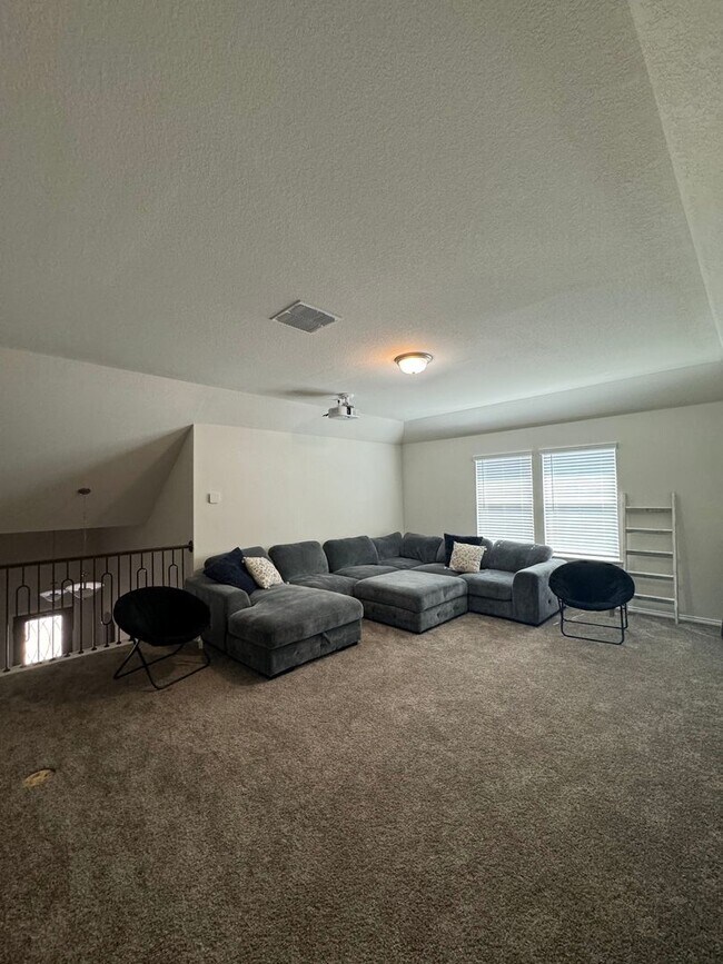 Building Photo - Beautiful 4 BD/3 BA Home Available off Wiseman Rd/Far West San Antonio! Available JULY 1st!