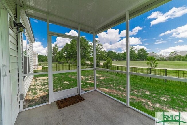Building Photo - 595 Hogan Dr