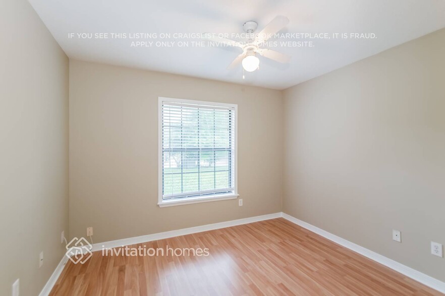 Building Photo - 11265 Irish Moss Dr
