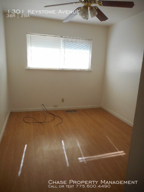 Building Photo - Single level home in Northwest Reno