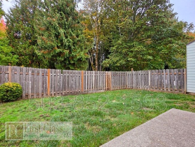 Building Photo - 20693 SW Lavender Ave