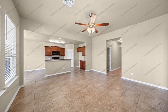 Building Photo - 7605 Hickman St