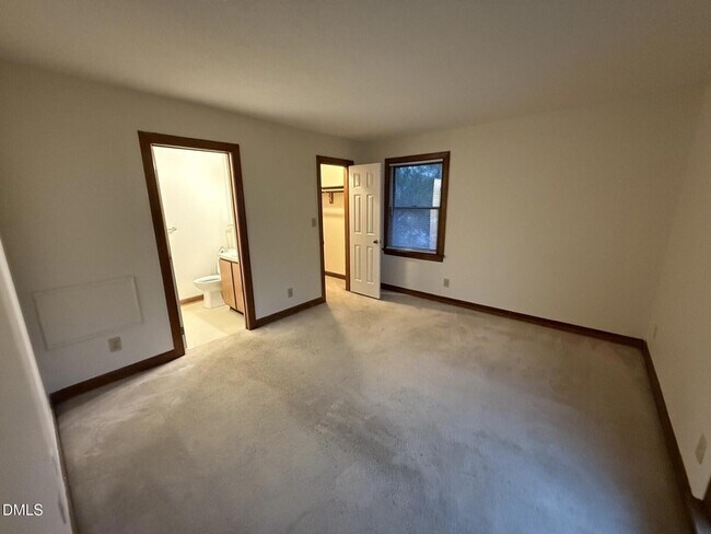 Building Photo - 3517 Ivy Commons Dr