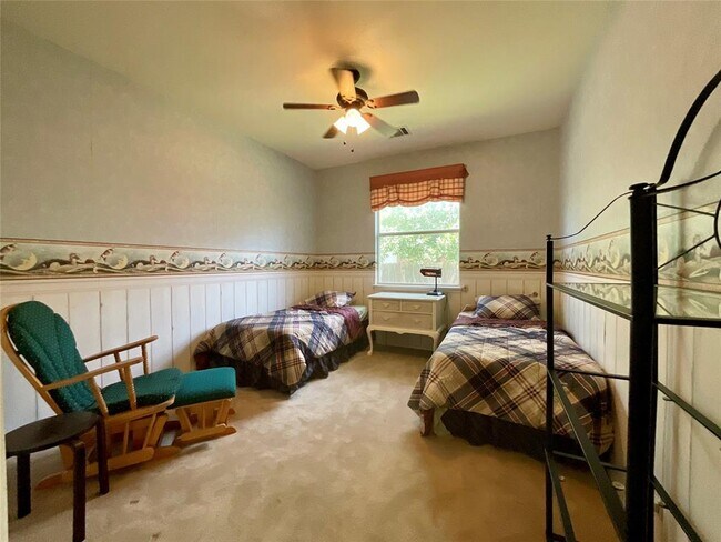 Building Photo - 7008 Albacete Ln