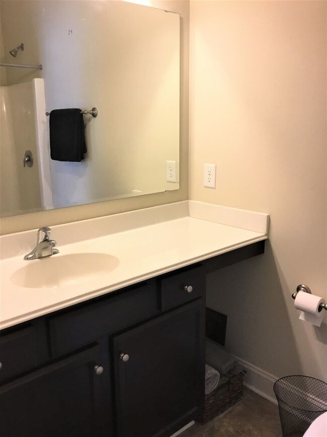 Building Photo - EXTON PARK TOWN HOMES