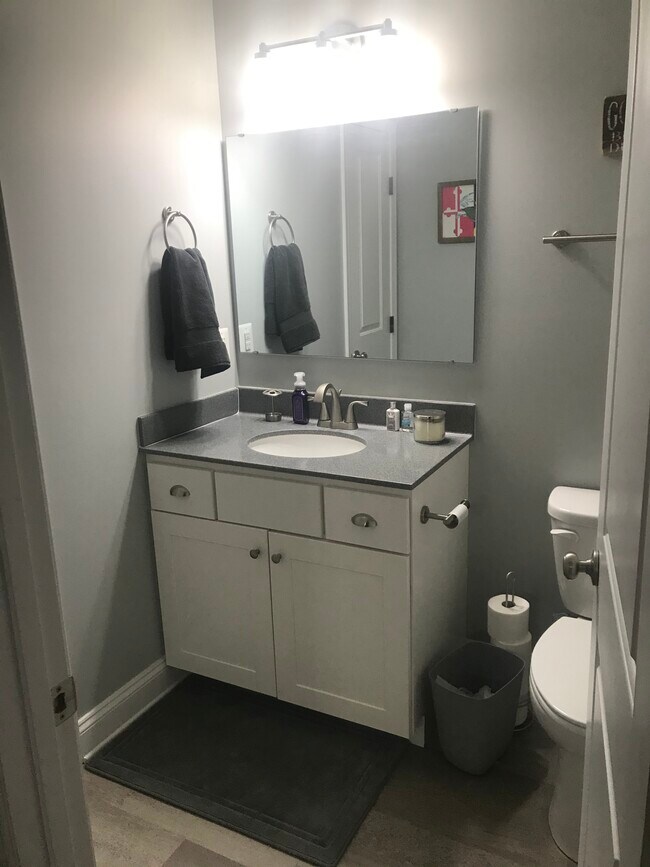 Bathroom - 25001 Vista Rd