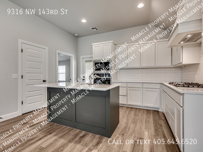 Building Photo - 9316 NW 143rd St
