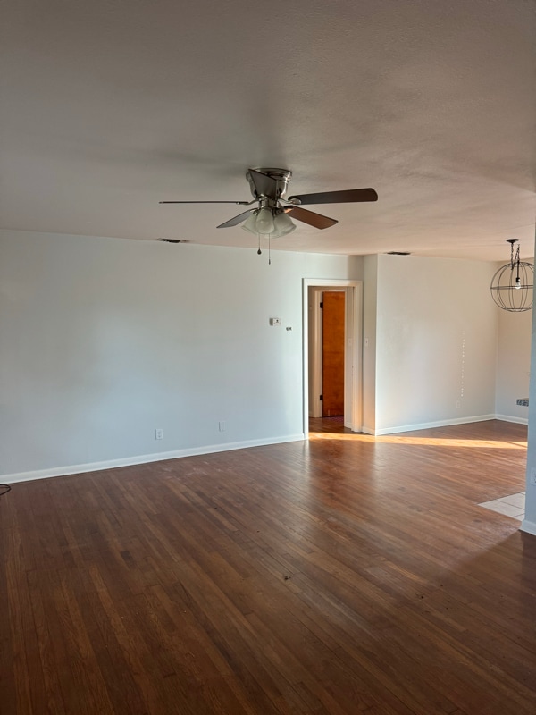 Building Photo - 619 Highland Ave