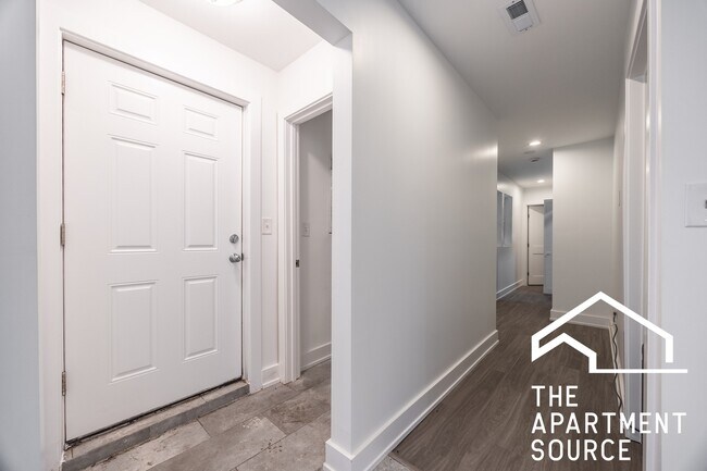 Building Photo - 1836 S Carpenter St