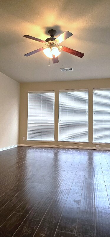 Building Photo - 900 Hidden Springs Ct