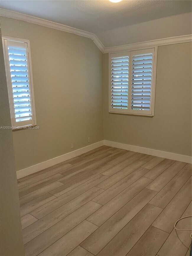 Building Photo - 2727 Center Ct Dr