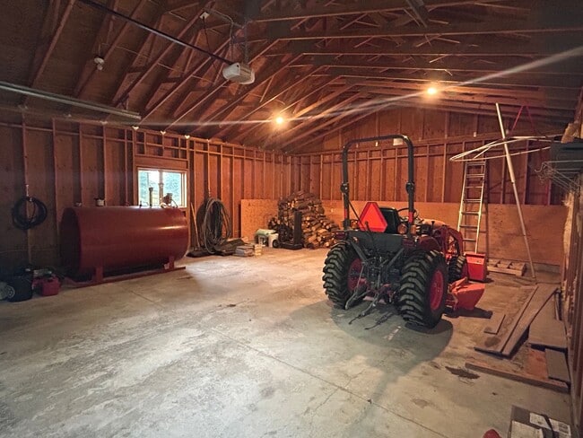 Building Photo - Amazing Home on the River with Greenhouse,...