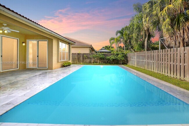 Building Photo - 4308 Diamond Terrace