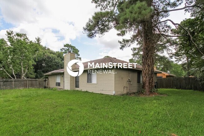 Building Photo - 3 Bedroom Pet-Friendly Home in Humble, TX with Main Street Renewal