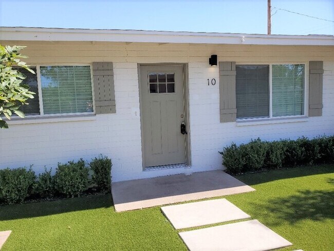 Primary Photo - Downtown Gilbert 2 bedrooms 1 bathrooms