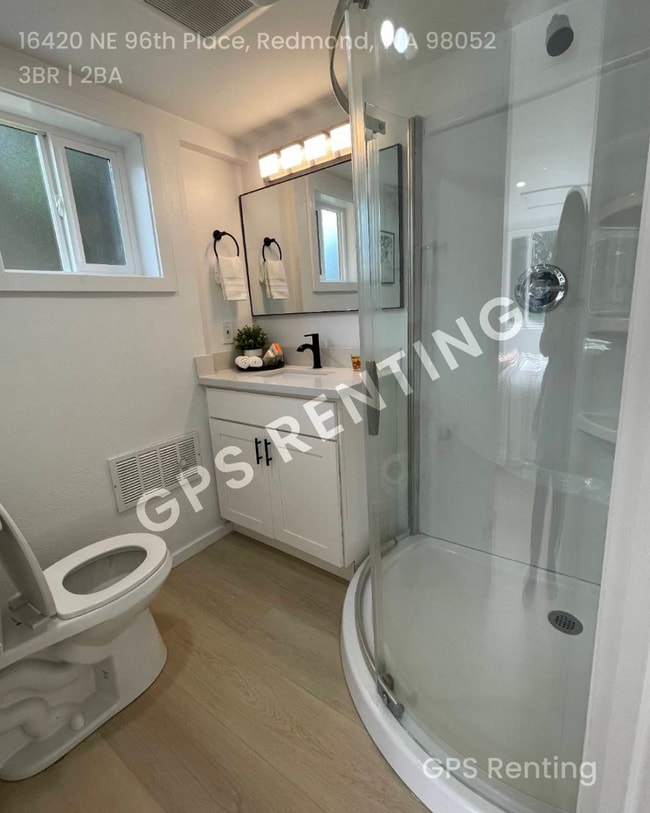 Building Photo - Stylishly Renovated Gem in Coveted Educati...