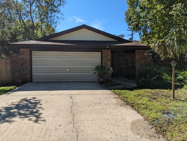 Building Photo - 1280 Gallaten Rd