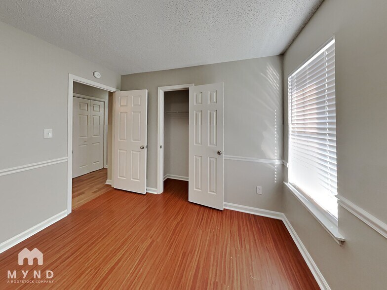 Building Photo - 6717 Elmore Woods Ln