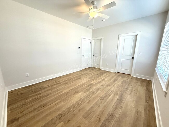 Building Photo - 4BD/4.5BA IN THE RESERVE PHASE II