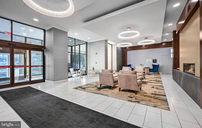 Building Photo - 4515 Willard Ave