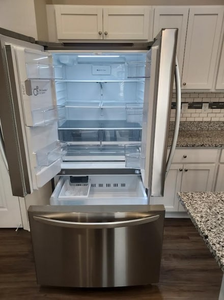 Building Photo - 2334 E Cheyenne Ct