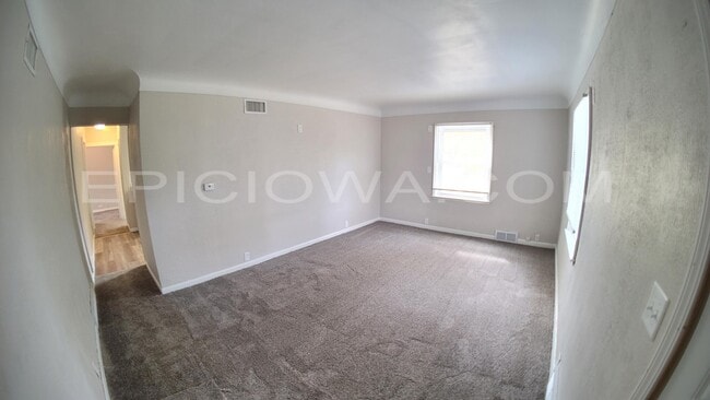 Building Photo - 1339 K Ave NE