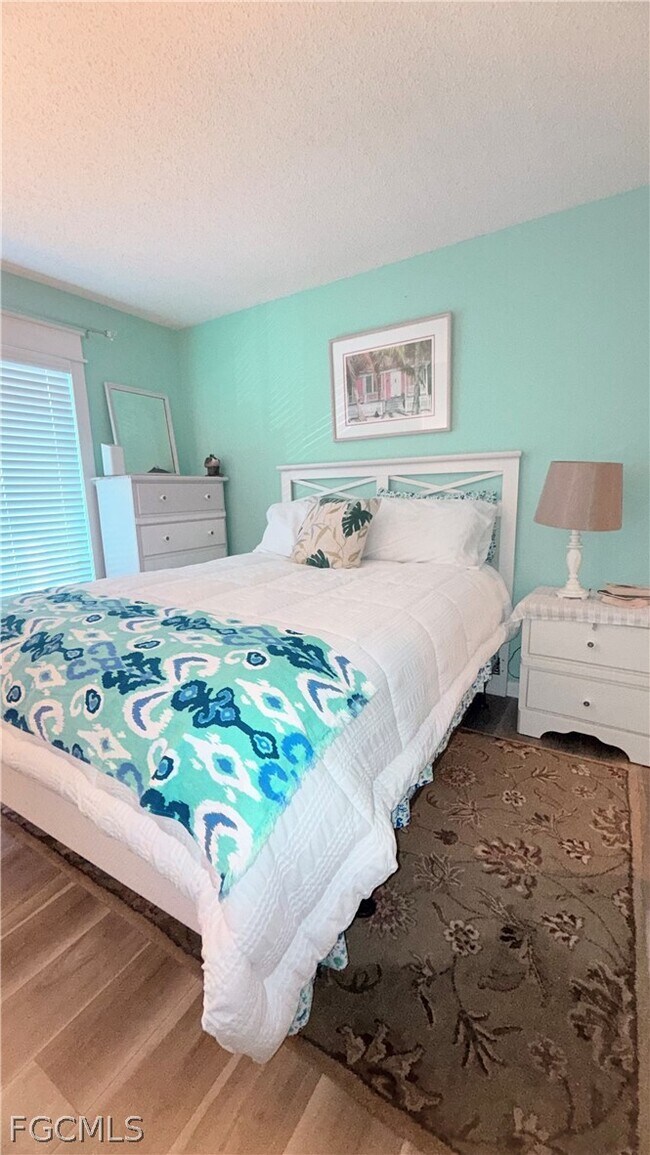 Building Photo - 9540 Green Cypress Ln