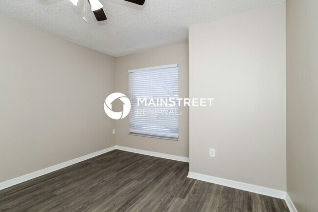 Building Photo - 3 Bedroom Pet-Friendly Home in St. Cloud, FL with Main Street Renewal