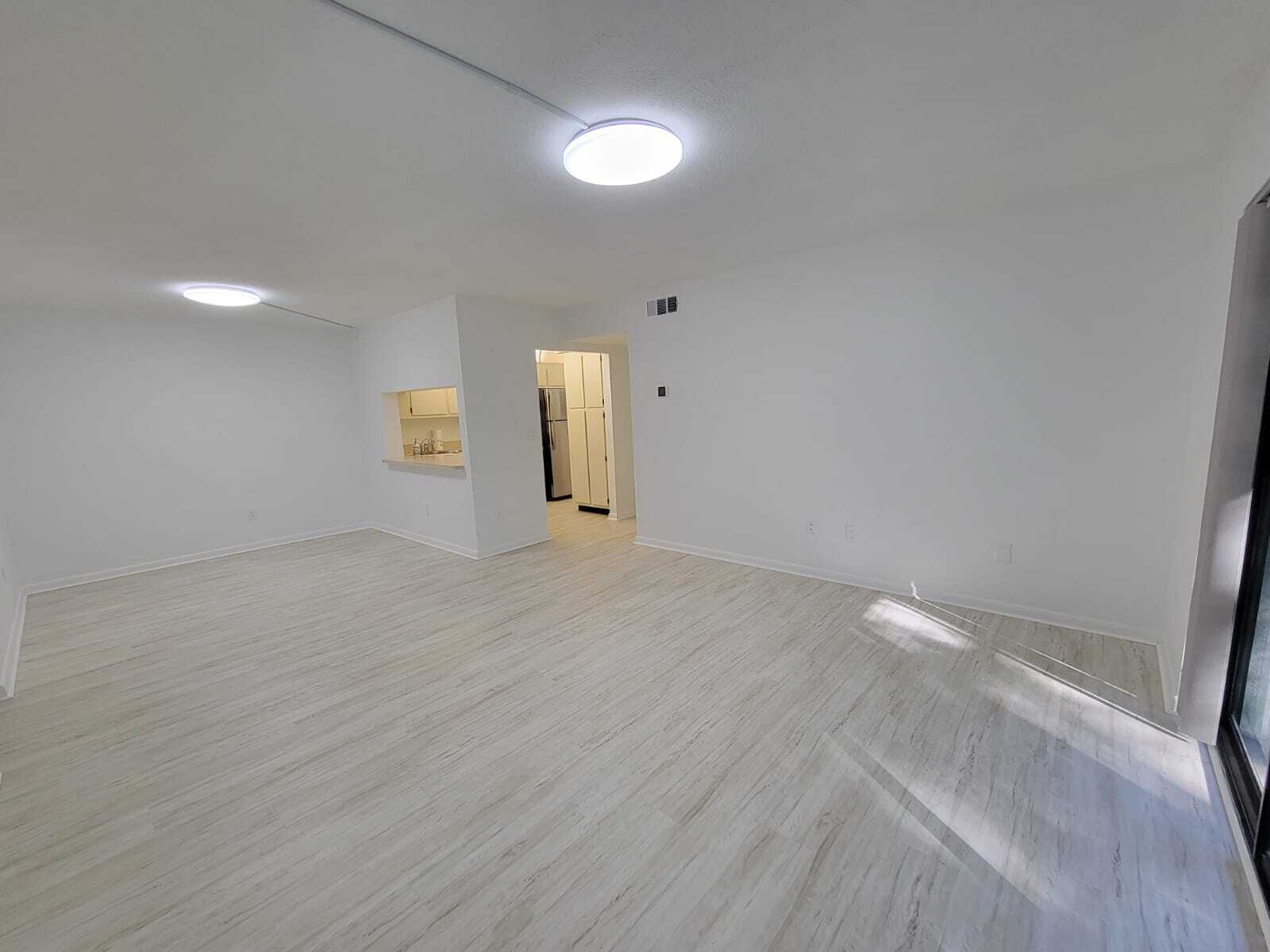 Building Photo - 9610 Green Cypress Ln