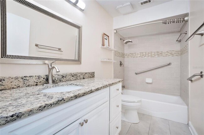 Building Photo - 4805 Kingston Cir