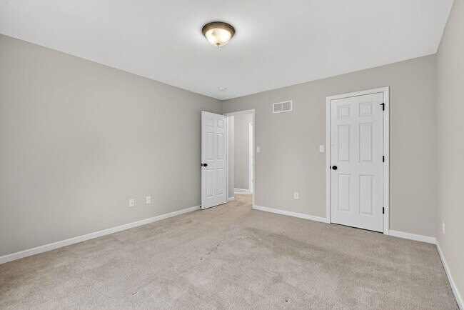 Building Photo - Beautiful 4-Bedroom Home with Modern Upgrades