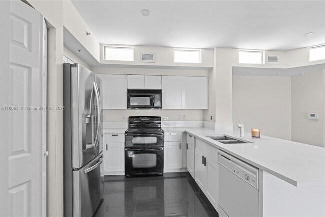 Building Photo - 2351 W Preserve Way