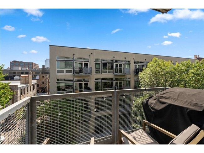 Building Photo - 720 N 4th St
