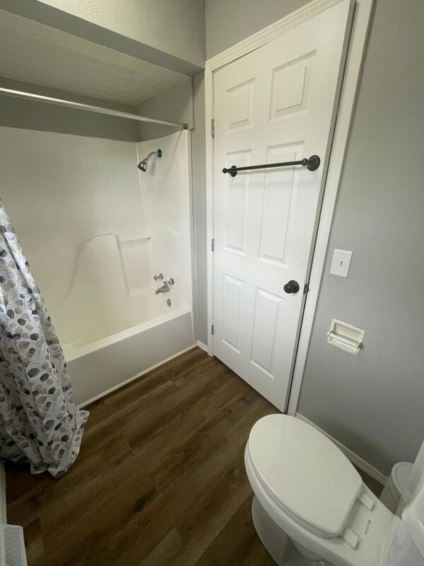 Building Photo - 2556 W Cardinal St