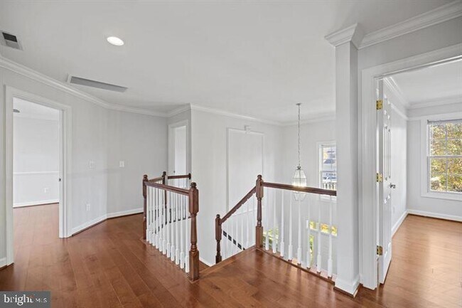 Building Photo - 18953 Longhouse Pl