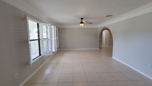 Building Photo - Port St. Lucie single-family home 3 bedroo...