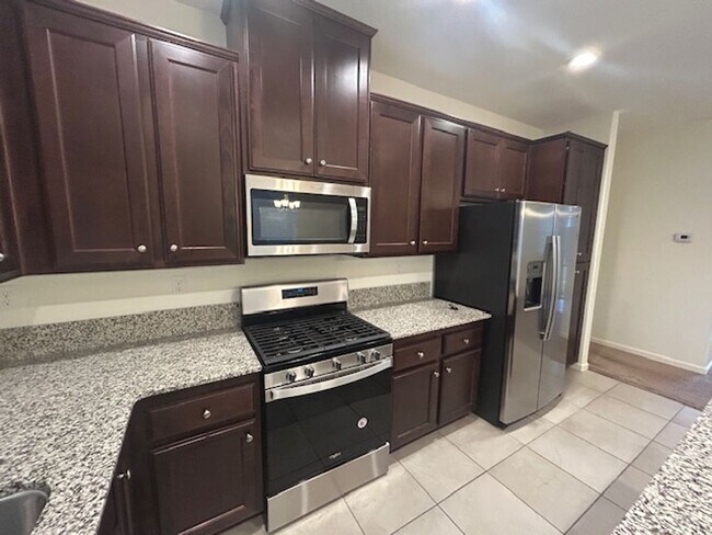 Building Photo - 3306 Manchester St