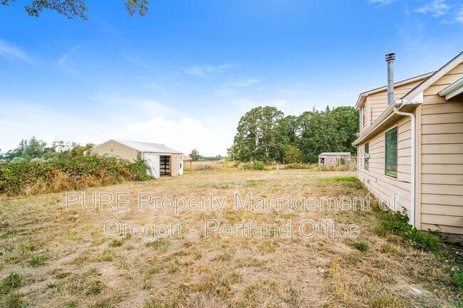 Building Photo - 32125 SE Hinman Ave