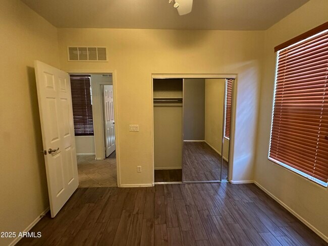 Building Photo - 15022 W Montecito Ave