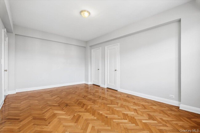 Building Photo - 45 Popham Rd